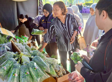 ร่วมติดตาม ร้อยเอกธรรมนัส พรหมเผ่า รองนายกรัฐมนตรี และ ... พารามิเตอร์รูปภาพ 7