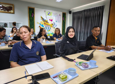 ประชุมข้าราชการ พนักงานราชการและลูกจ้าง ประจำเดือน ตุลาคม ... พารามิเตอร์รูปภาพ 1
